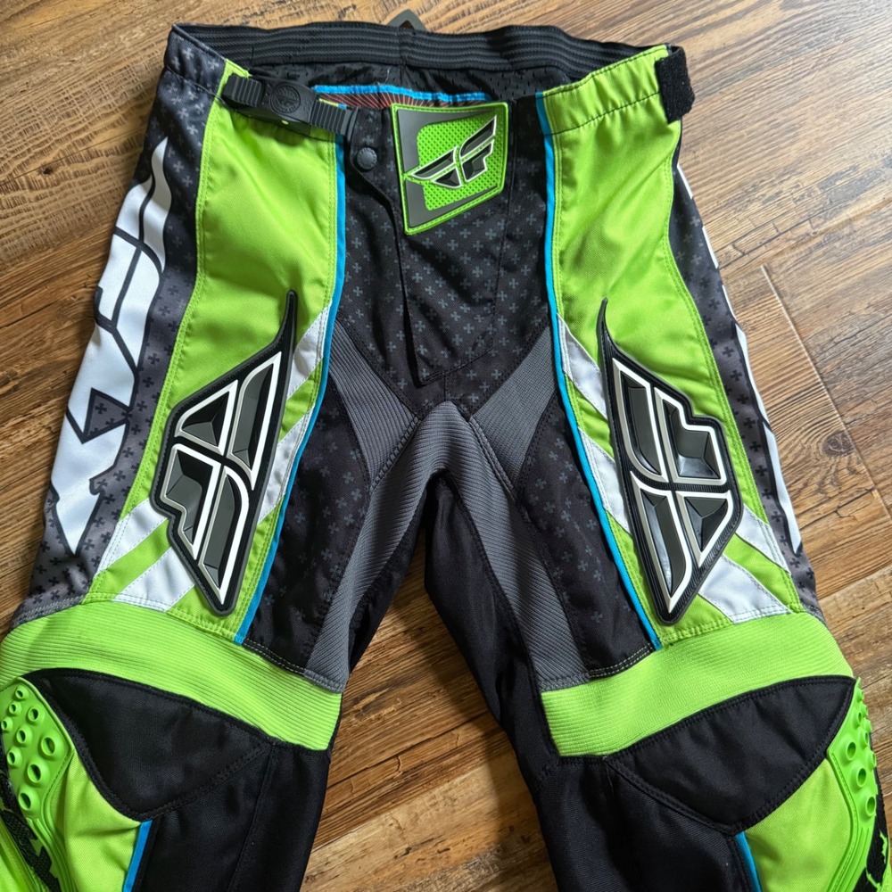 Fly Racing F-16 Motocross Pants Mens 30 Green Black MX Dirt Bike Gear BMX - Picture 3 of 12